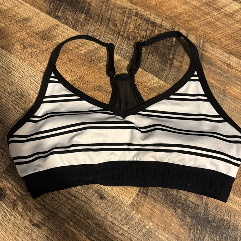 Pink by VS Ultimate Sports Bra